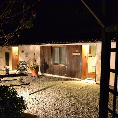 Le Moulin De Lusseau Acomodação com café da manhã Chef-Boutonne Quarto foto